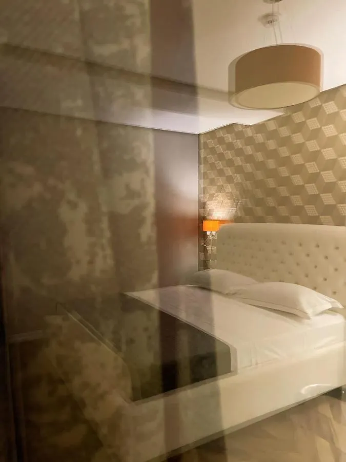 ***  Light Hotel Yzberishti ألبانيا