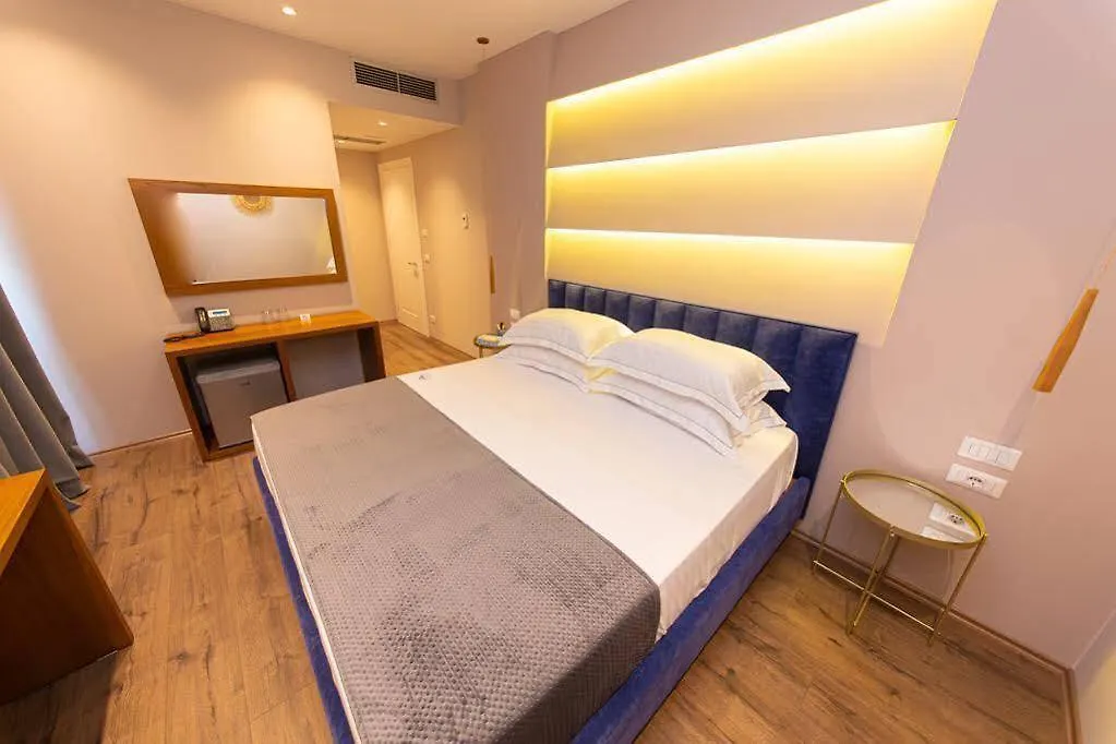 Light Hotel Yzberishti ألبانيا